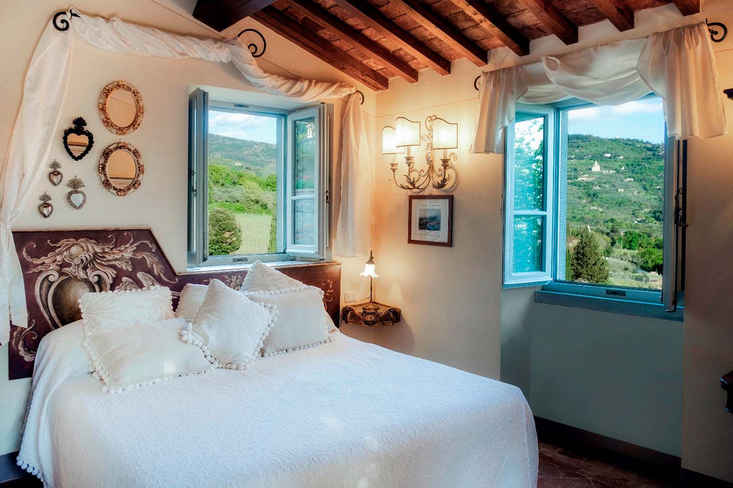 Classic Room LuxuriaVacations