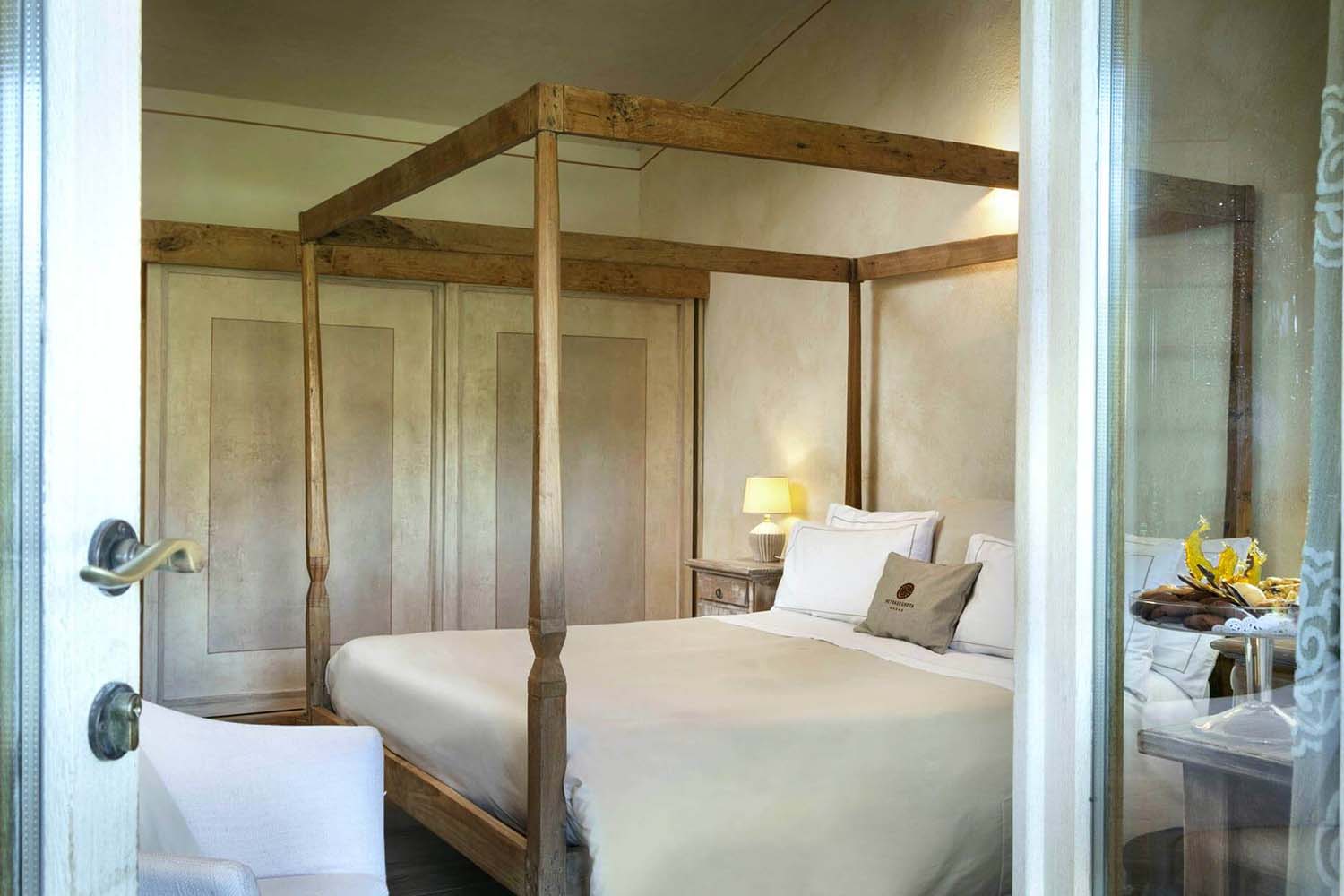 Classic room LuxuriaVacations