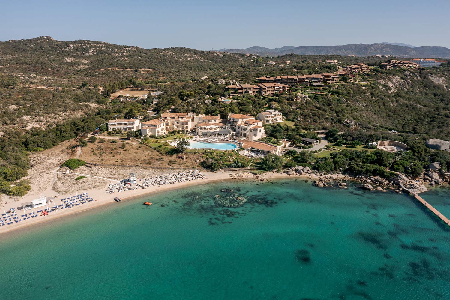 CLASSIC SEA VIEW LuxuriaVacations