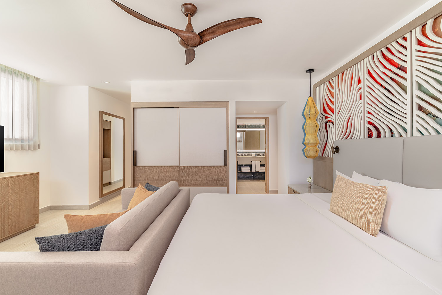 Club Deluxe Master Penthouse Suite LuxuriaVacations