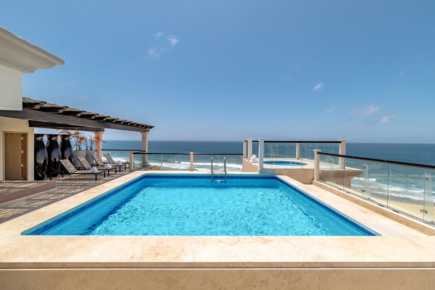 Club Deluxe Master Penthouse Suite LuxuriaVacations