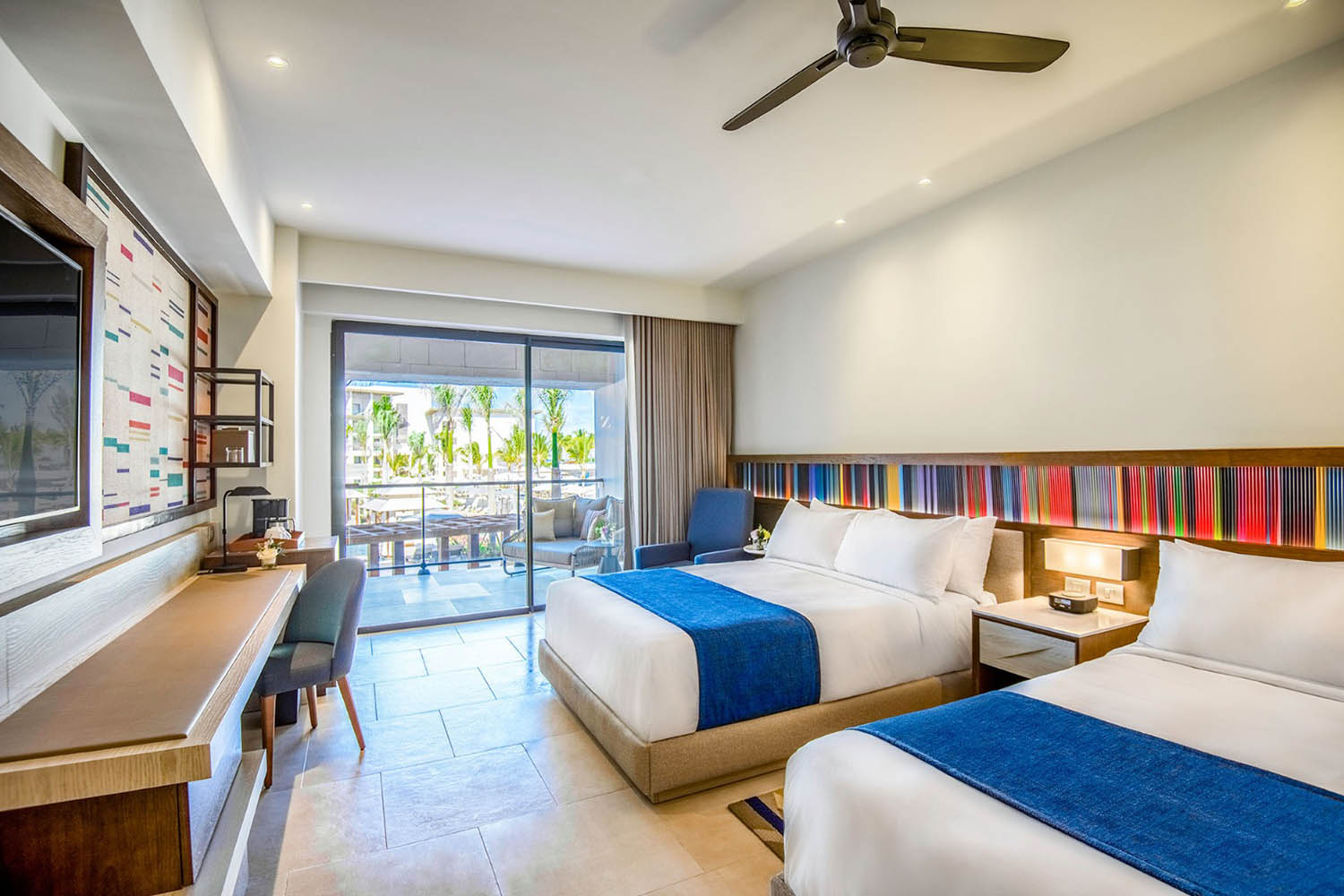 Club Ocean View Junior Suite Double LuxuriaVacations