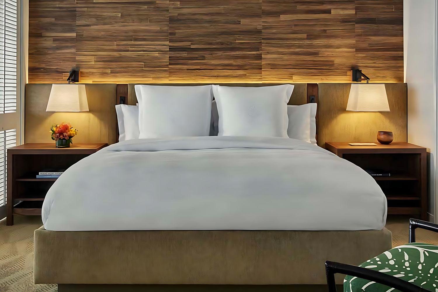 Club Resort Room LuxuriaVacations