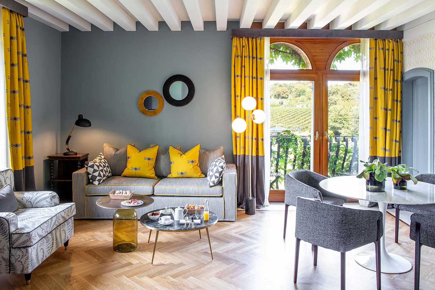 Contadi Deluxe Suite LuxuriaVacations