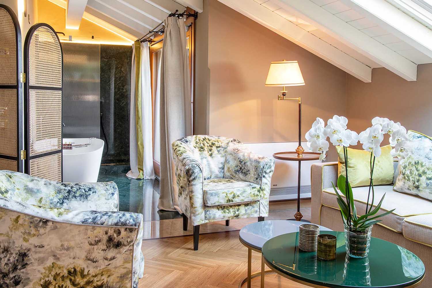 Contadi Tower Suite LuxuriaVacations