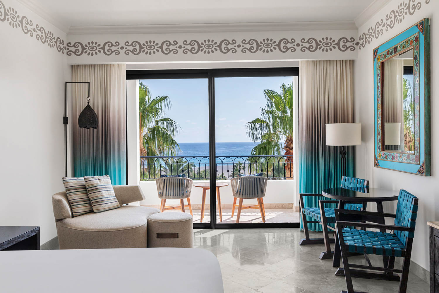 Deluxe 2 Queen Beds Oceanview Balcony LuxuriaVacations