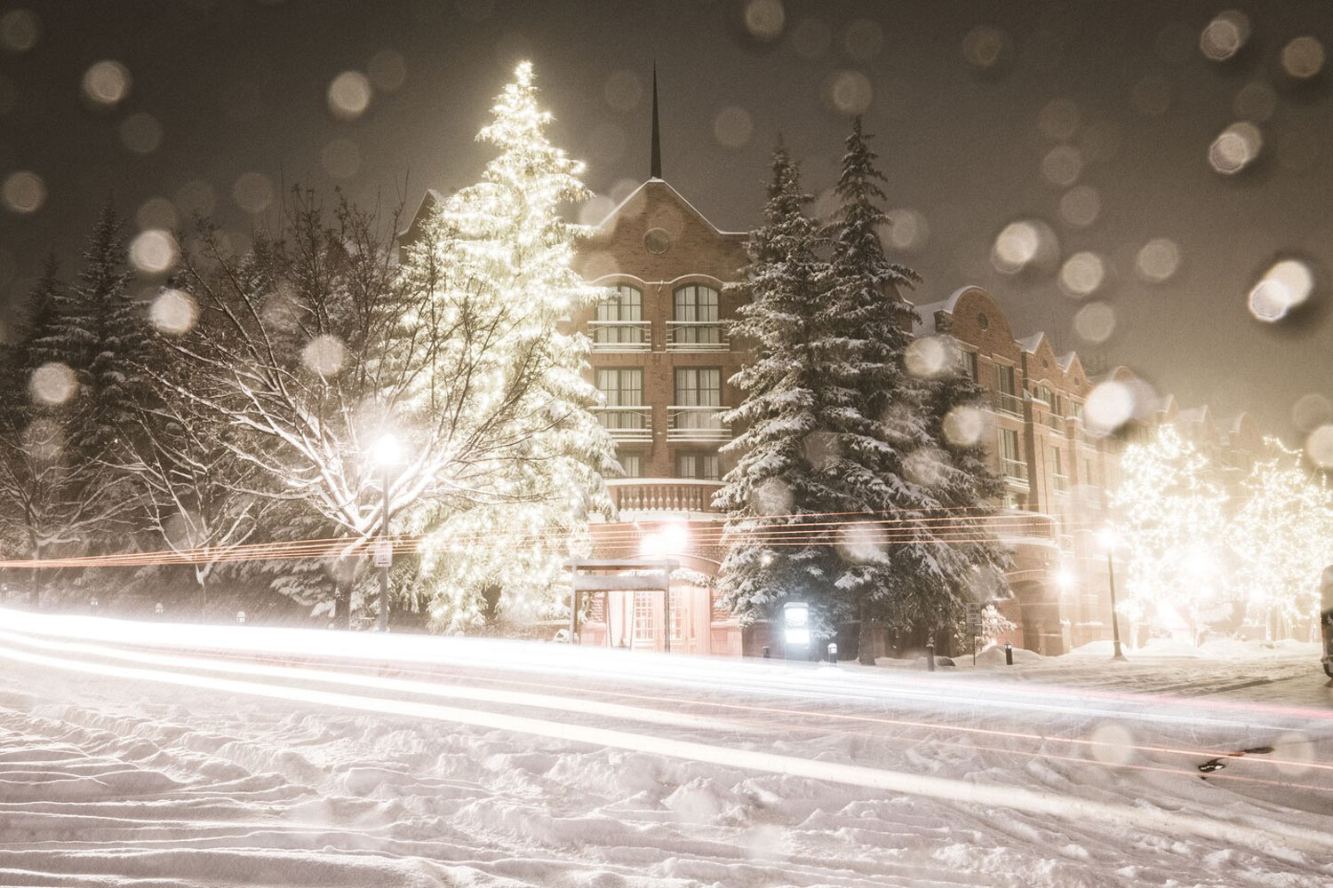 Deluxe Double LuxuriaVacations