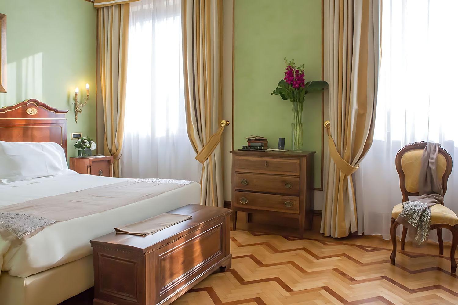 Deluxe double room LuxuriaVacations