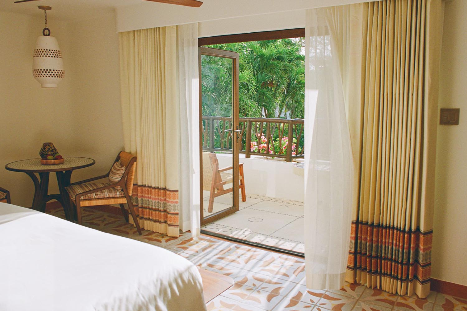 Deluxe Garden View Room LuxuriaVacations