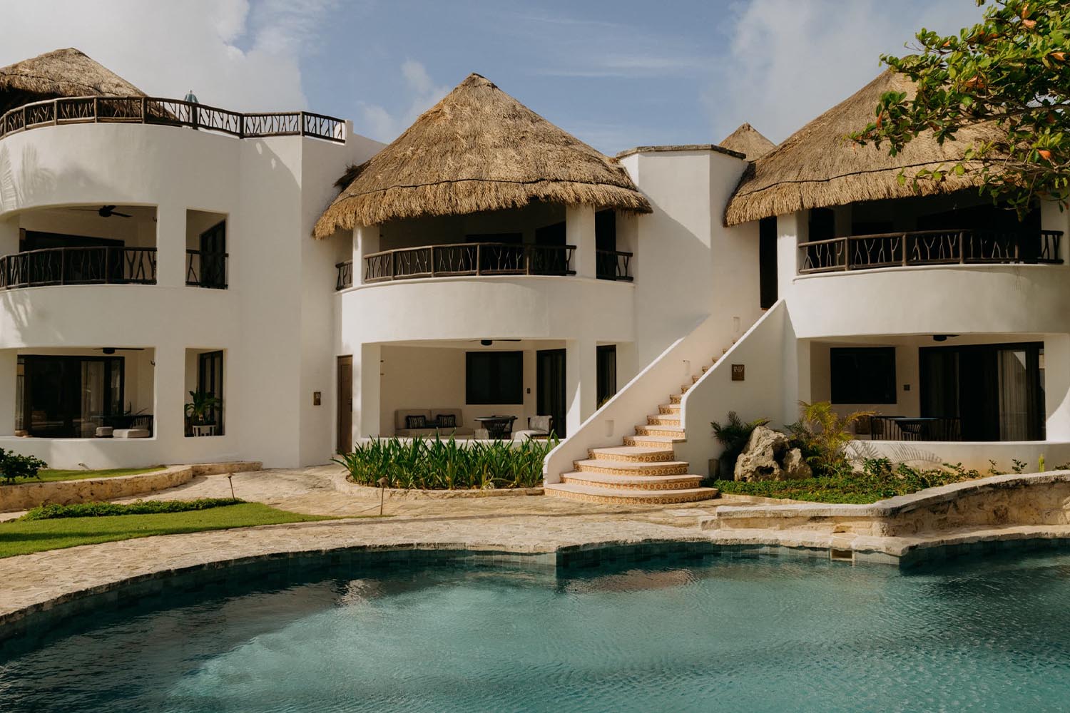 Deluxe Ocean View Room LuxuriaVacations