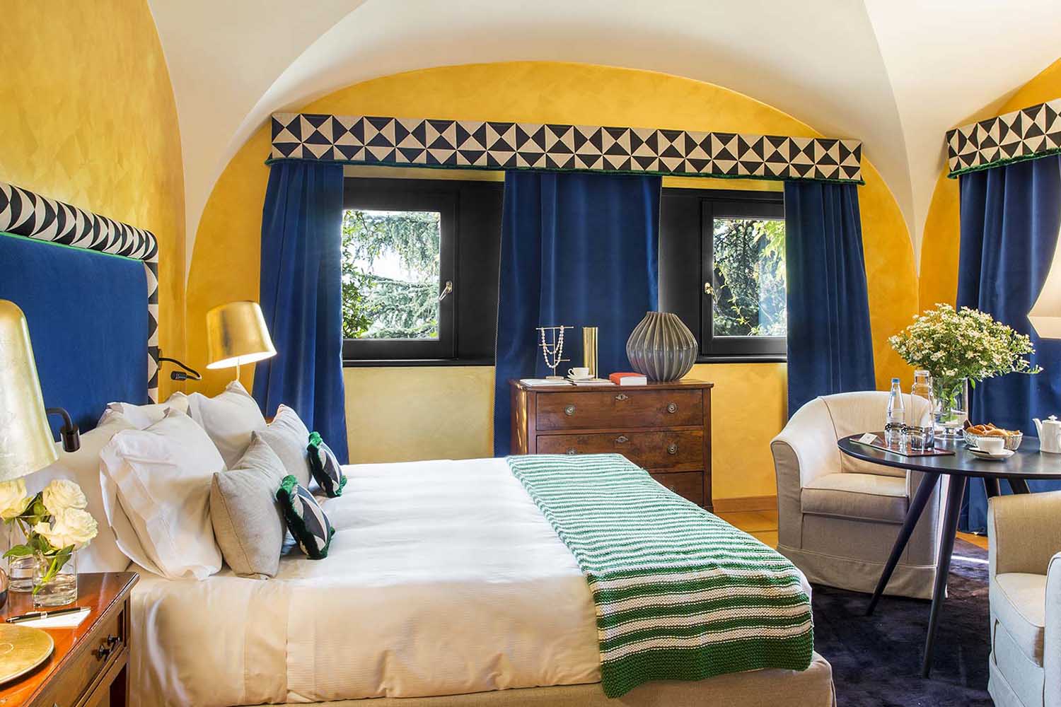 Deluxe Room LuxuriaVacations