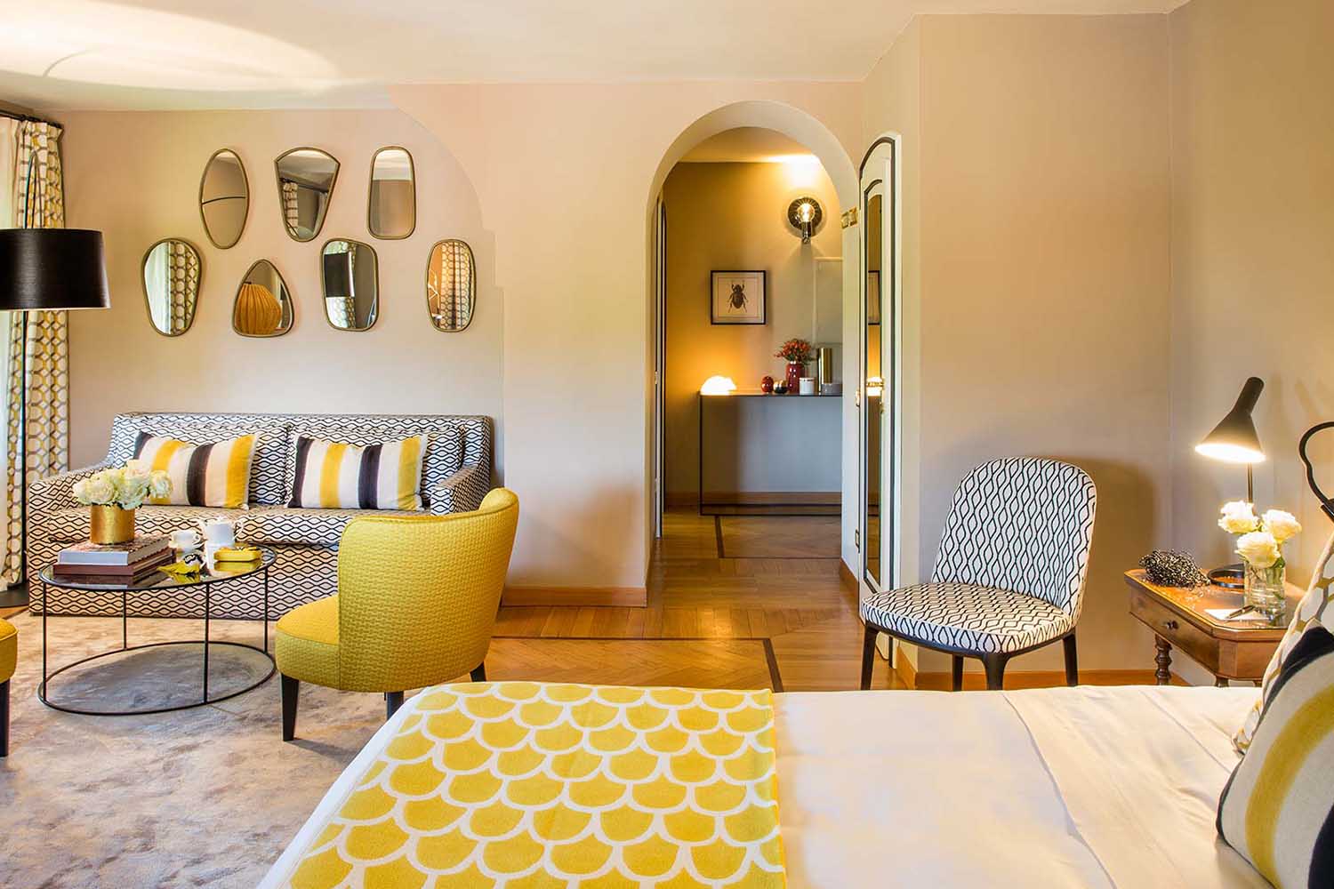 Deluxe Room LuxuriaVacations
