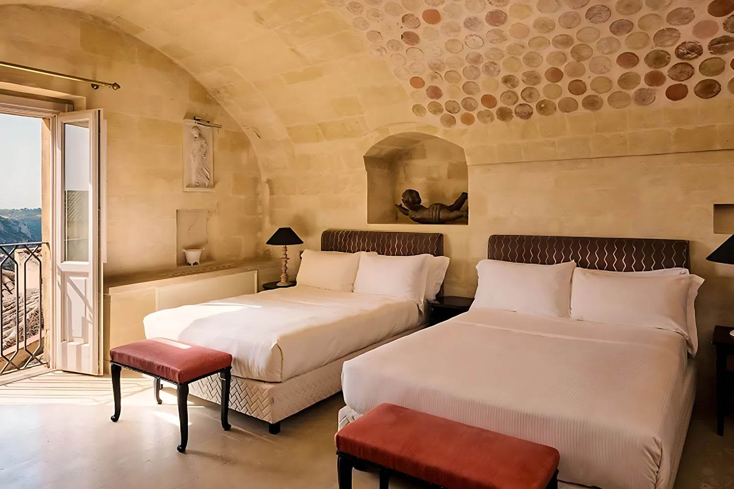 Deluxe Room LuxuriaVacations
