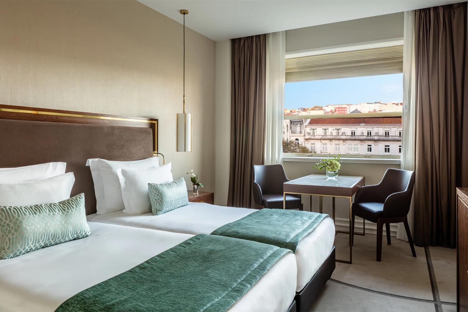 Deluxe Room, City View LuxuriaVacations