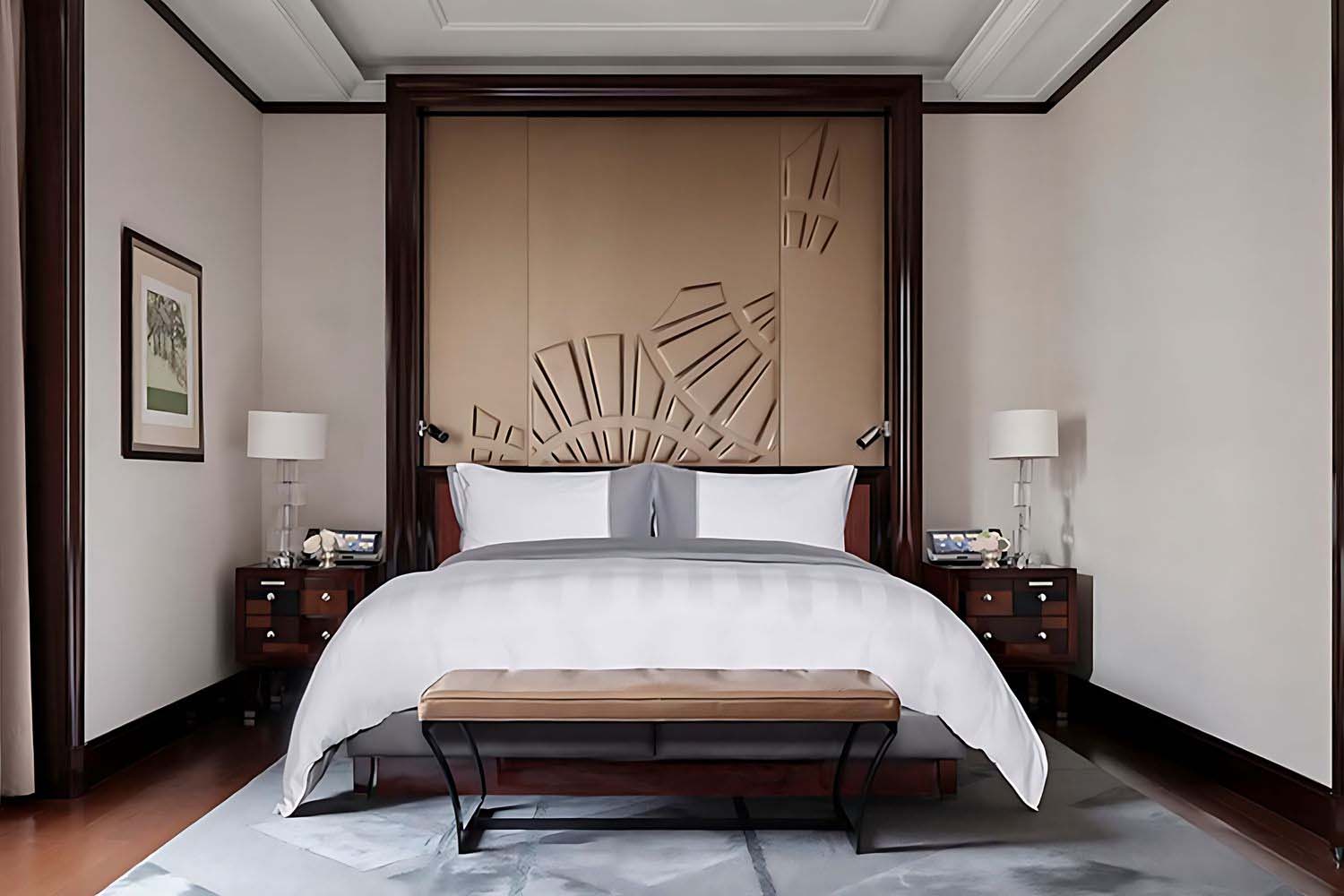 Deluxe Suite LuxuriaVacations