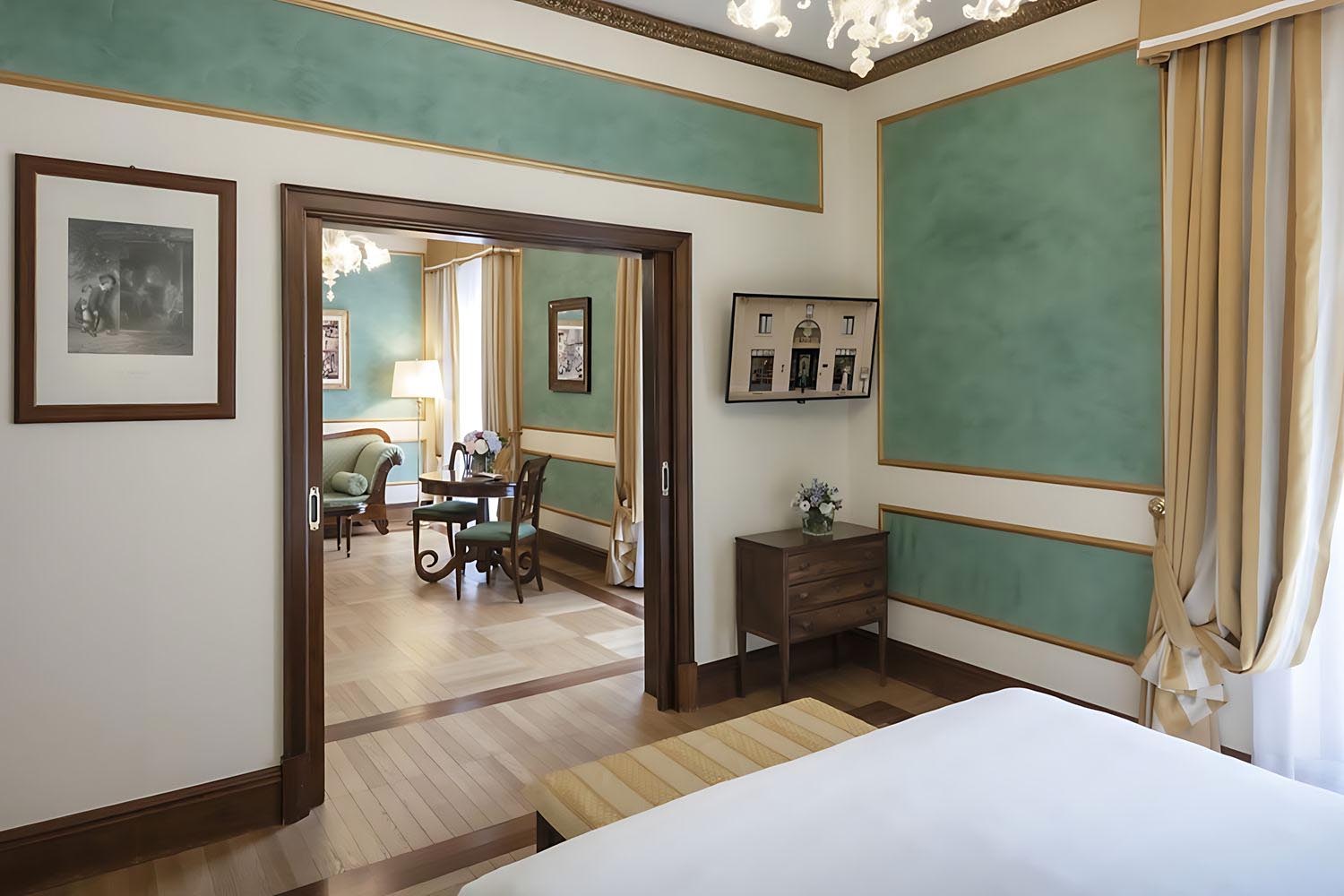 Deluxe Suite Maria Callas LuxuriaVacations