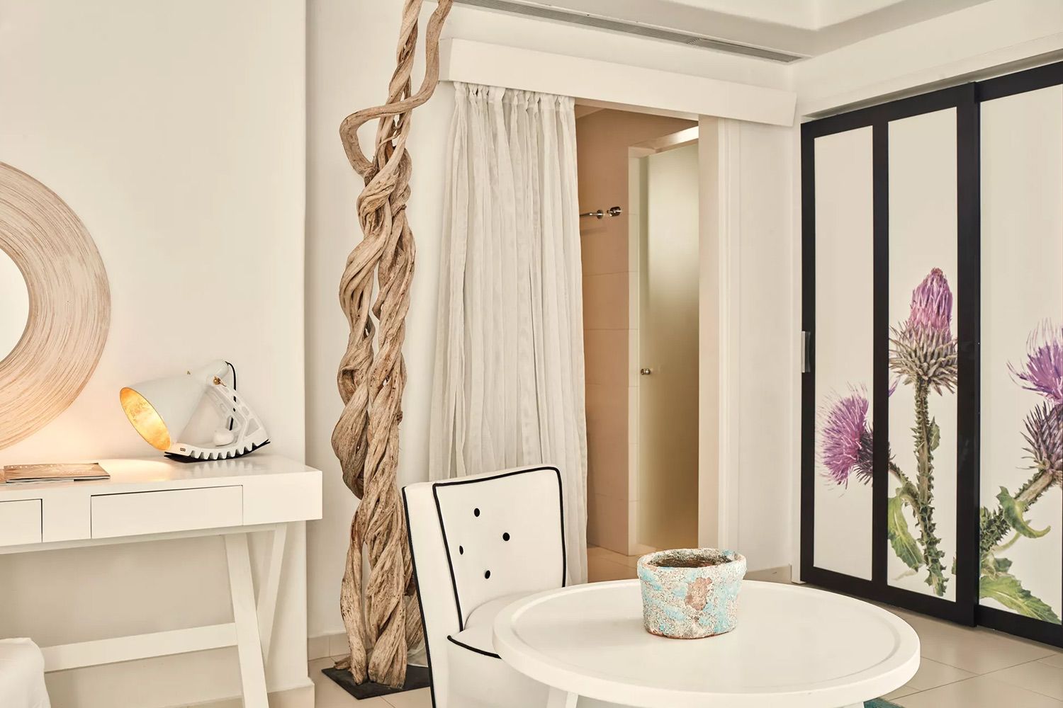 ELEGANT SUITE with Outdoor Jacuzzi Sea View LuxuriaVacations