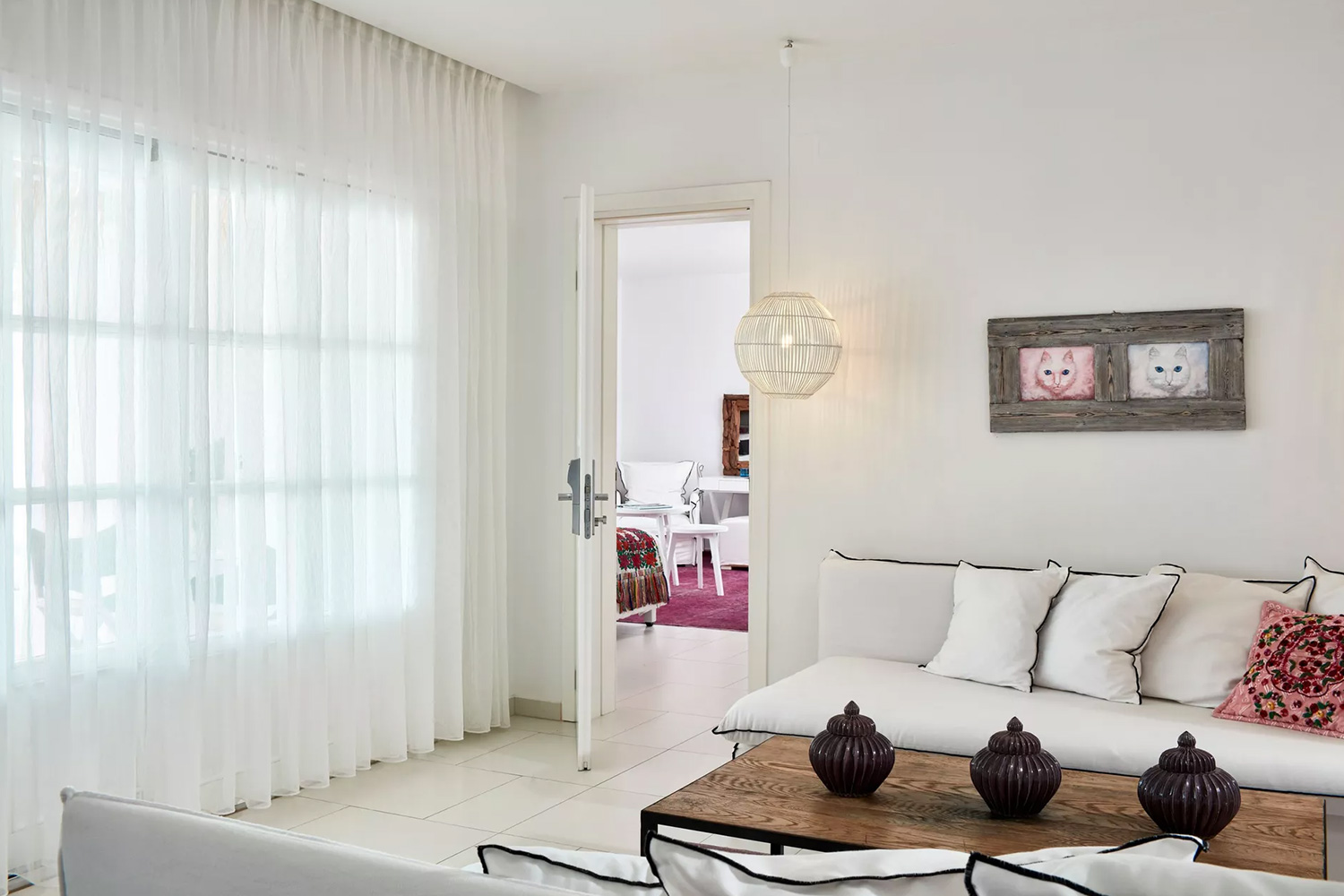 ELEGANT VILLA: 2-Bedroom Villa with Private Pool LuxuriaVacations