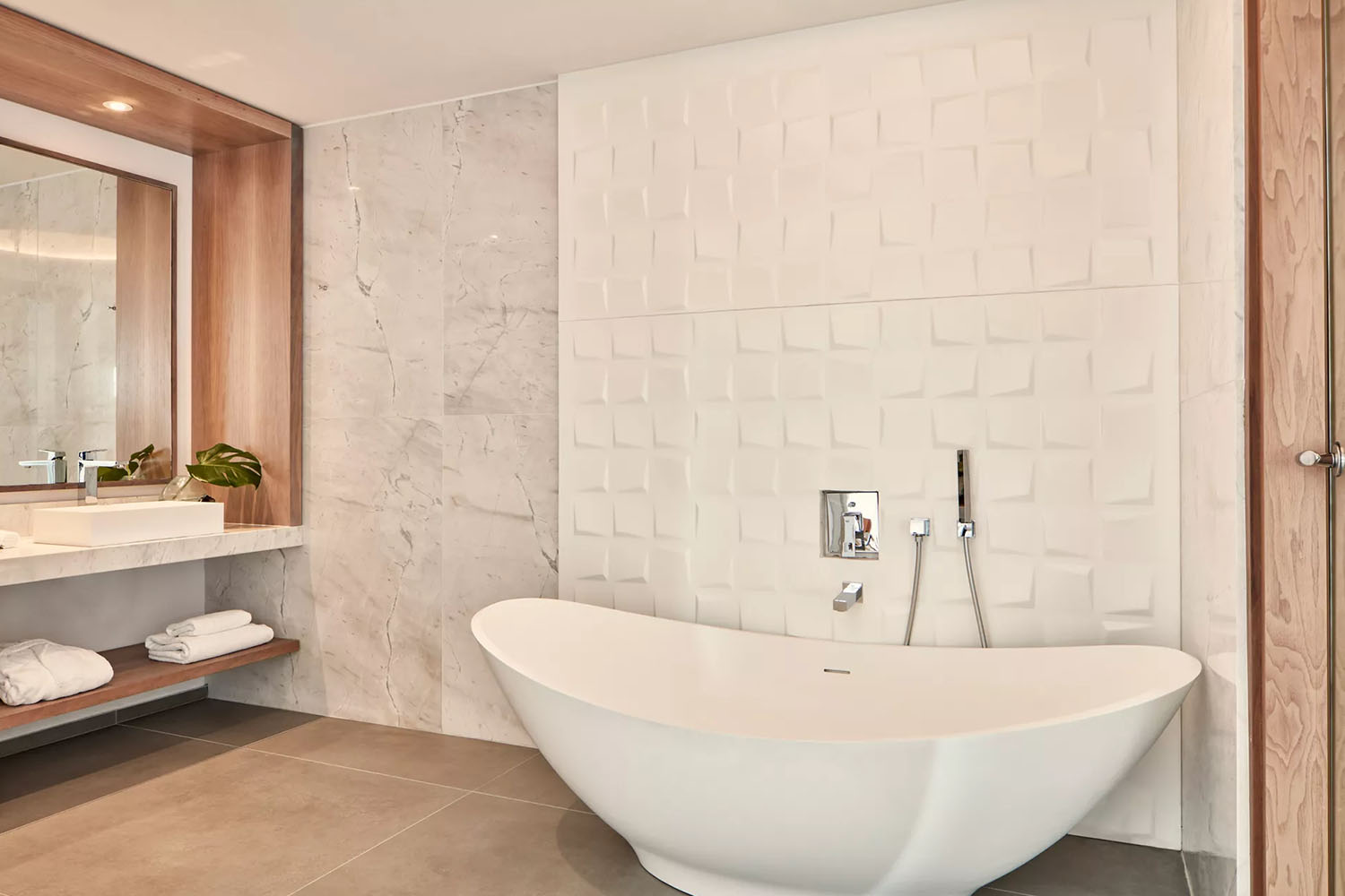 EMAR Junior Suite with Sea View & Outdoor Jacuzzi LuxuriaVacations