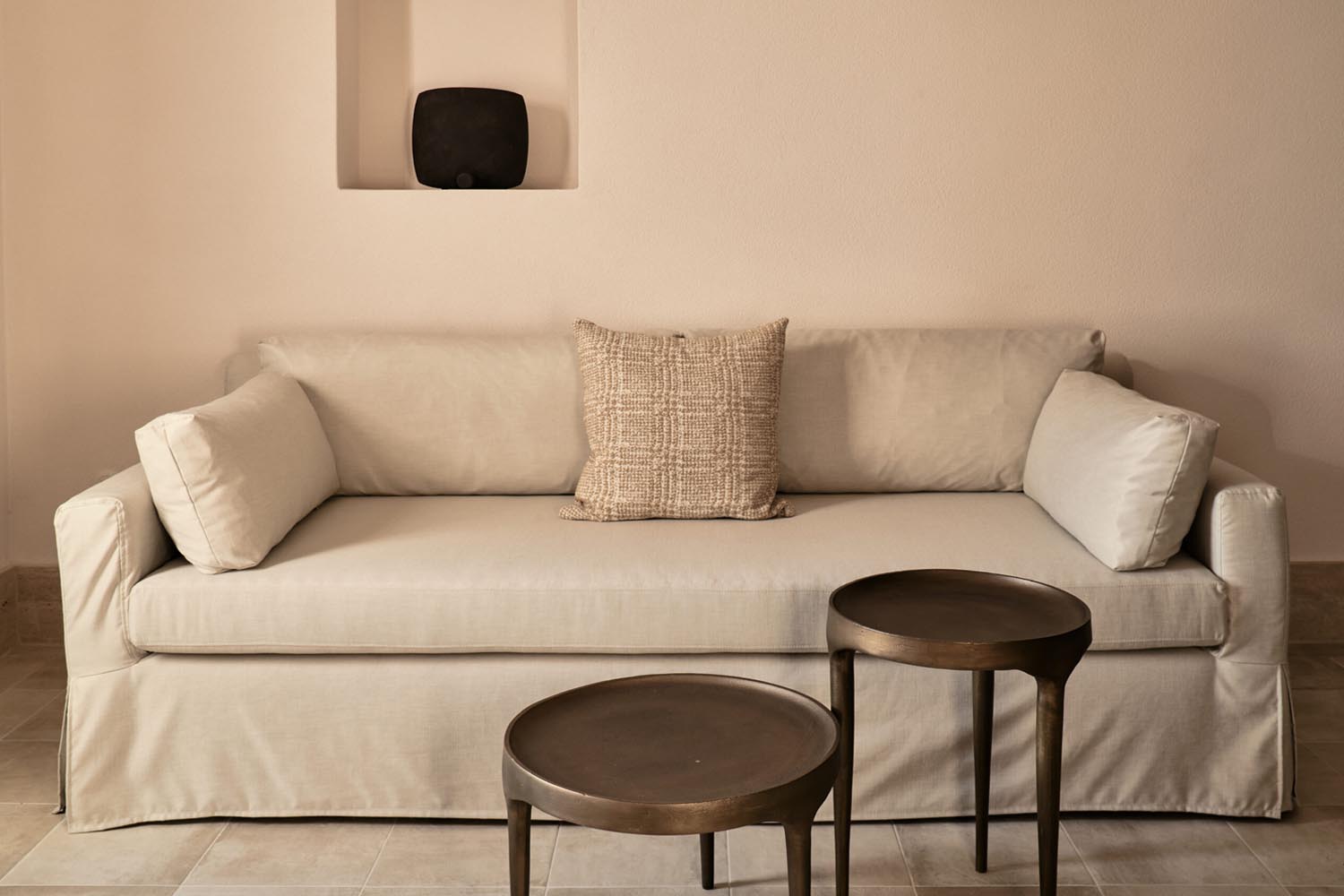 EOS Suite LuxuriaVacations