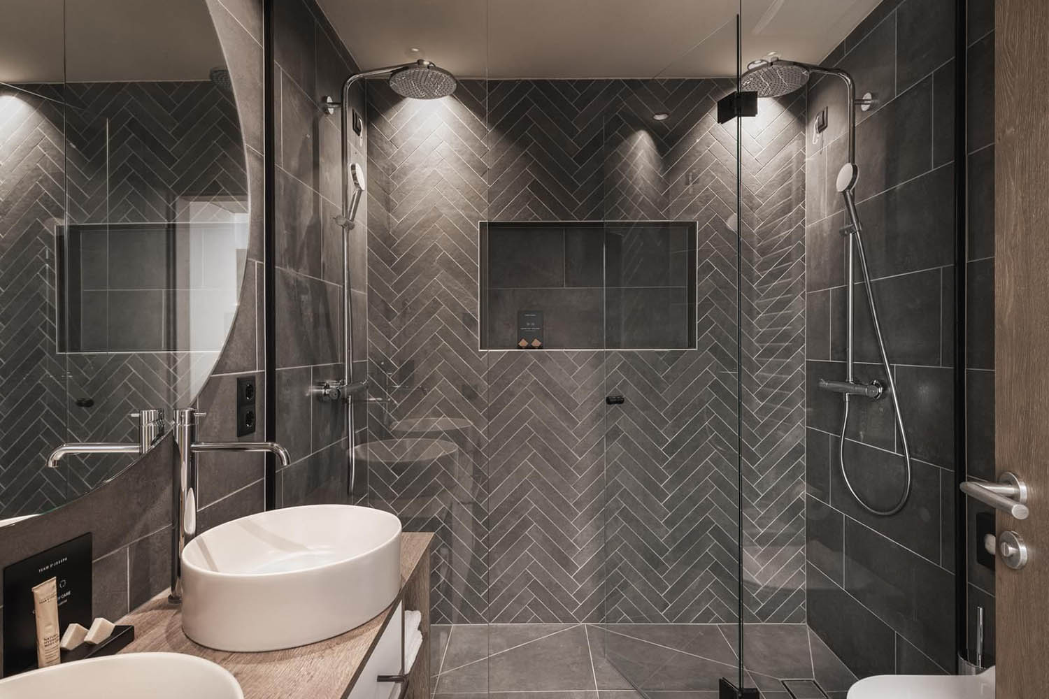 Exclusive Grand Suite LuxuriaVacations