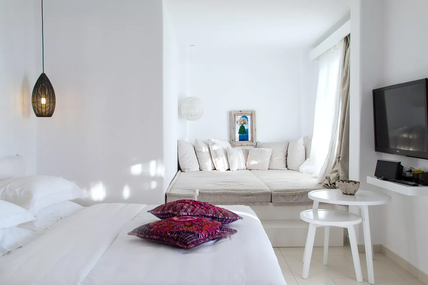 EXCLUSIVE Guestroom with Private Outdoor Jacuzzi LuxuriaVacations