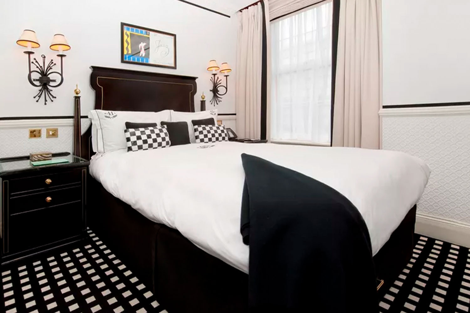 Executive Single Room LuxuriaVacations