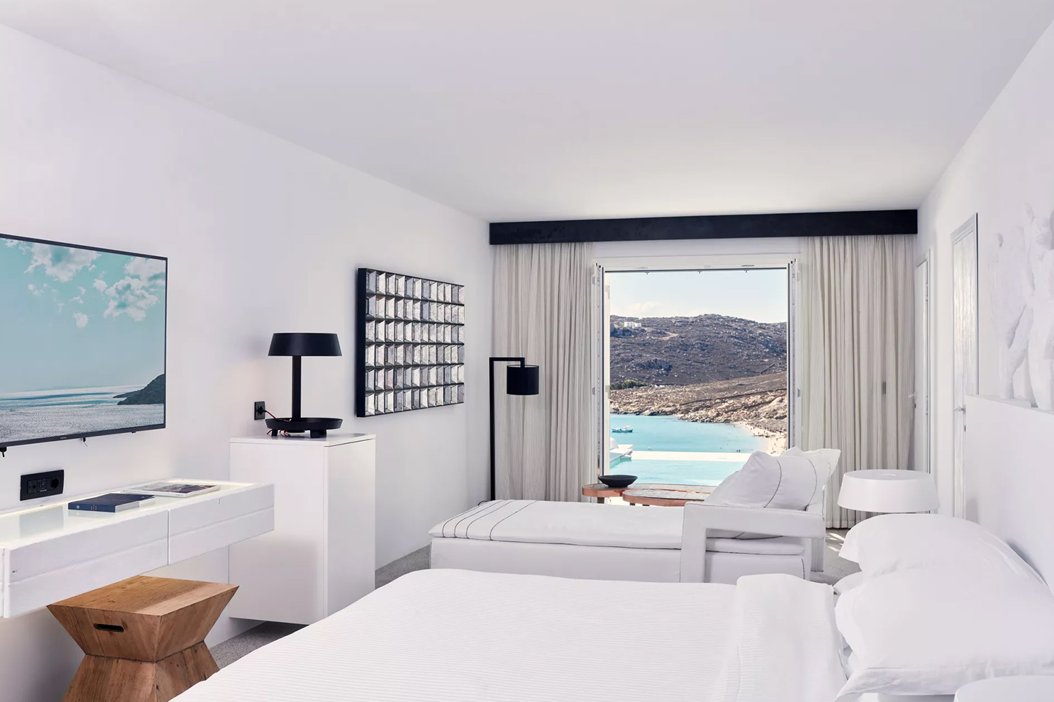 EXECUTIVE Suite with Sea View & Private Pool LuxuriaVacations
