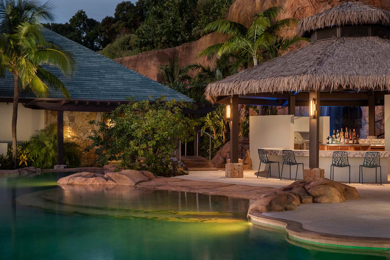 Falcon's Nest LuxuriaVacations