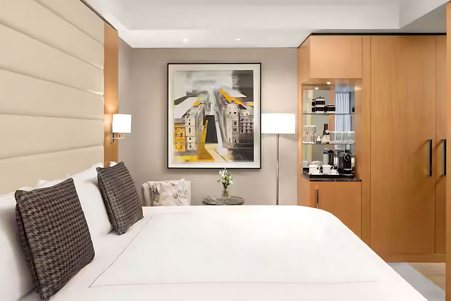 Family Connecting Room LuxuriaVacations