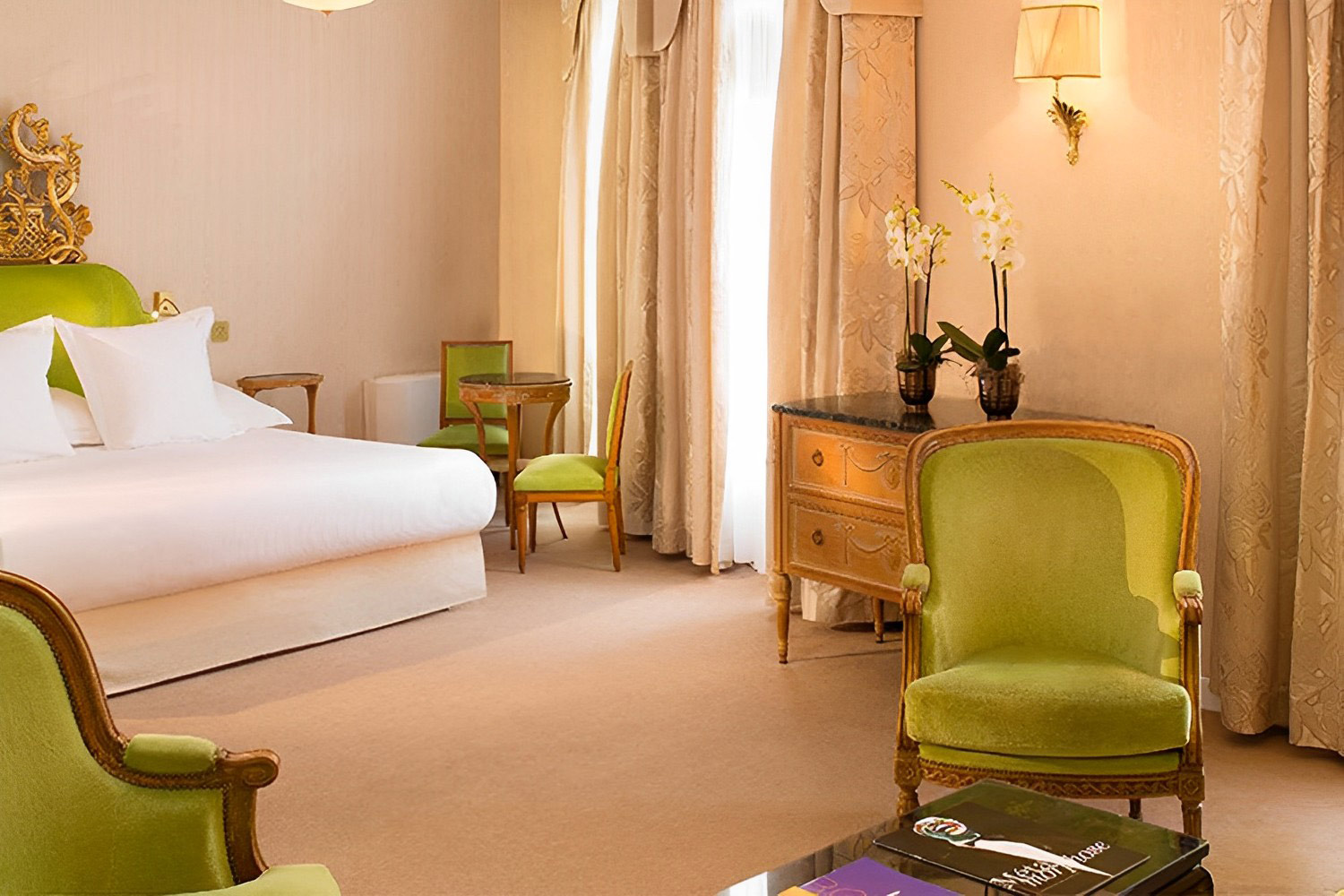 FAMILY DELUXE ROOMS LuxuriaVacations