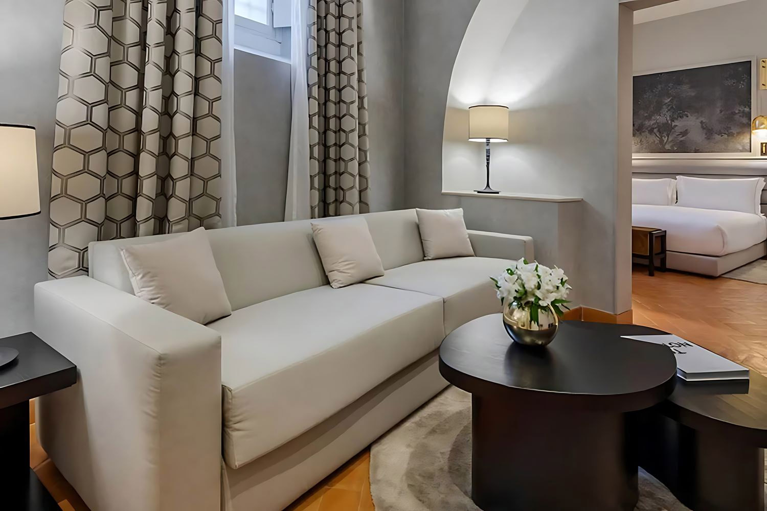 FAMILY EXECUTIVE LuxuriaVacations