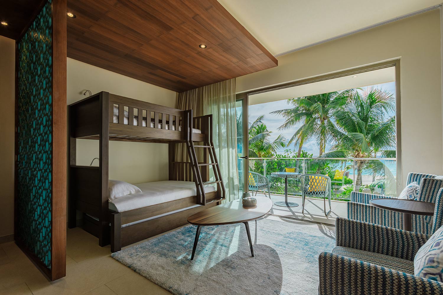 Family King Suite LuxuriaVacations