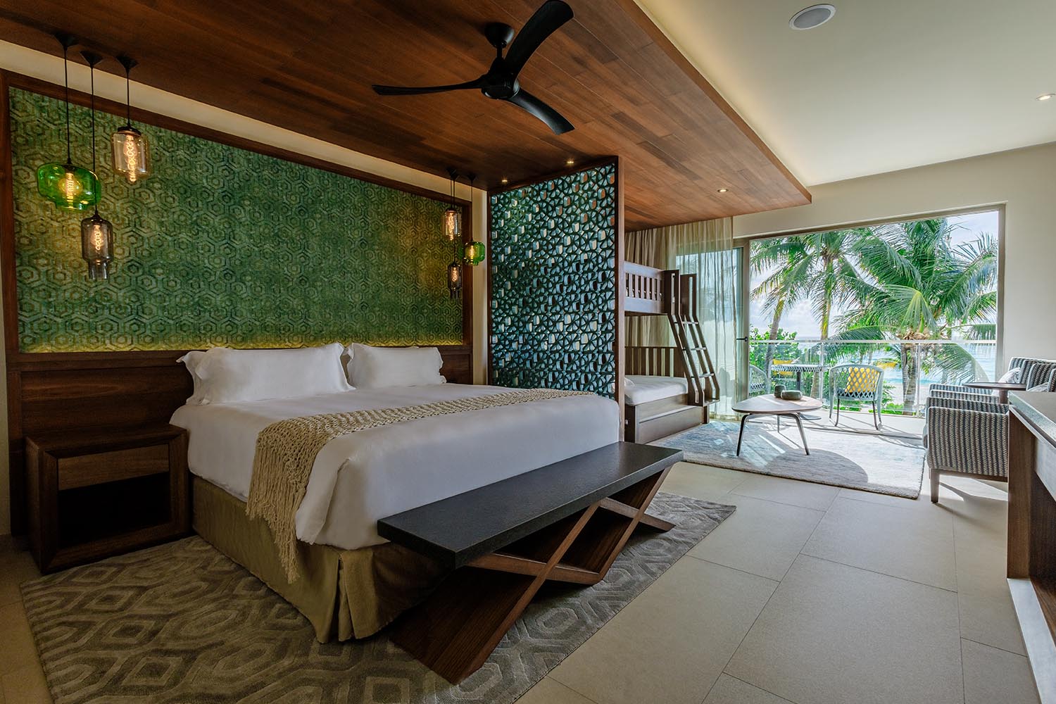 Family King Suite LuxuriaVacations