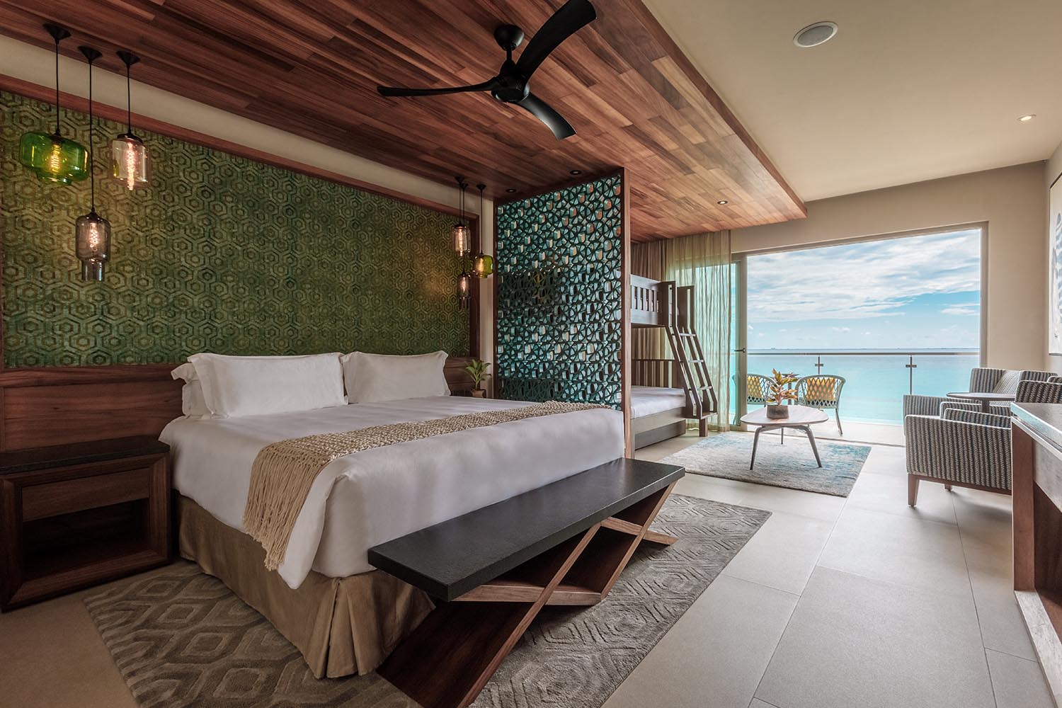Family King Suite Ocean View LuxuriaVacations