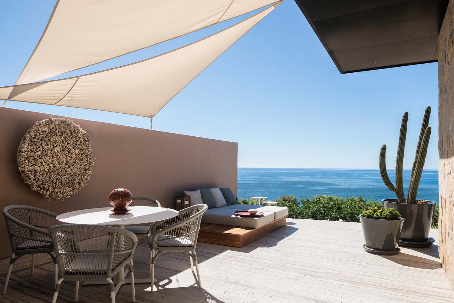 Family Ocean View, Connecting Guest room, Bedroom 1: 1 King, Bedroom 2: 2 Queen, Plunge pool LuxuriaVacations