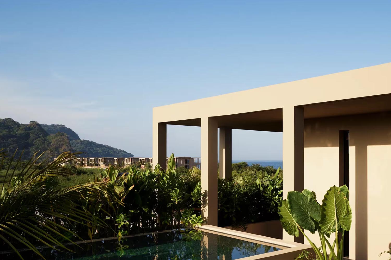 Flatland Rooftop Studio Suite LuxuriaVacations