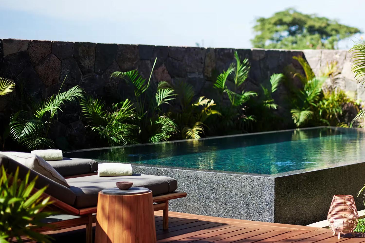 Flatland Two Bedroom Studio Suite LuxuriaVacations