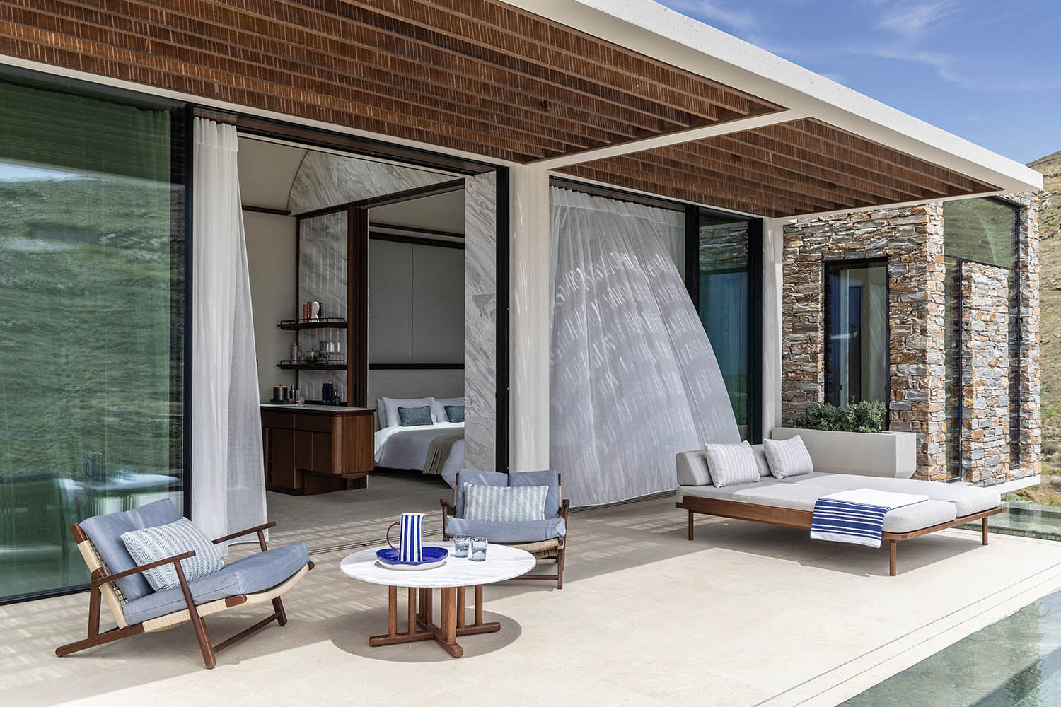 Four-Bedroom Grand Seafront Villa LuxuriaVacations