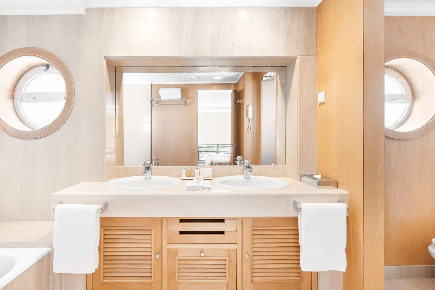 Garden Duplex Suite LuxuriaVacations