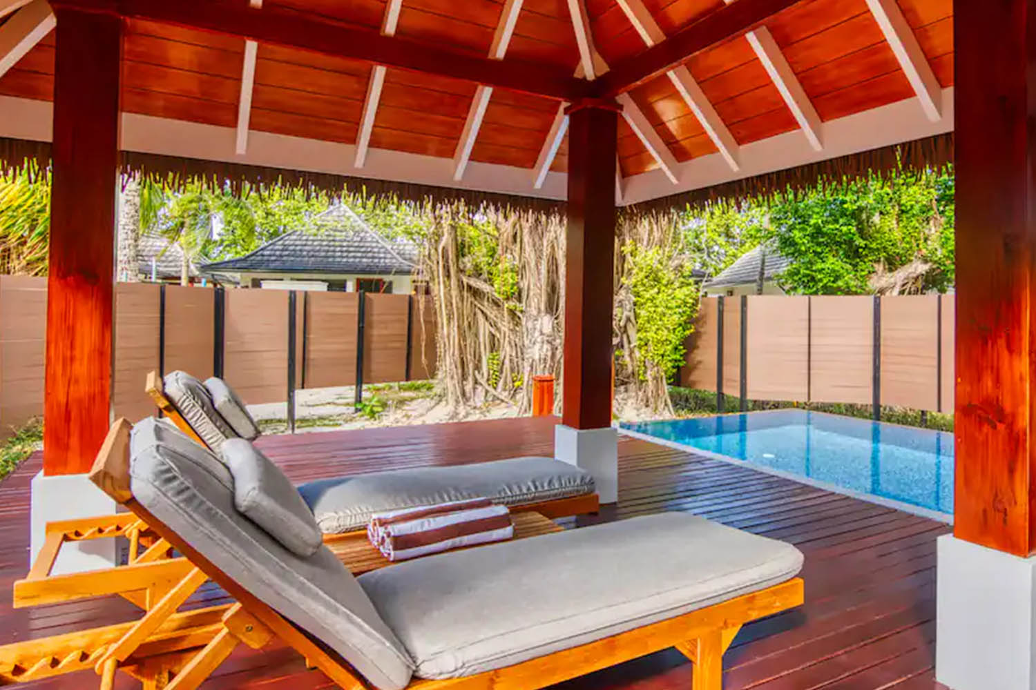Garden Oasis Pool Villa LuxuriaVacations