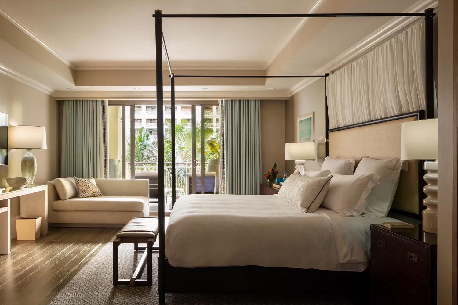 Garden View Accessible King Room LuxuriaVacations