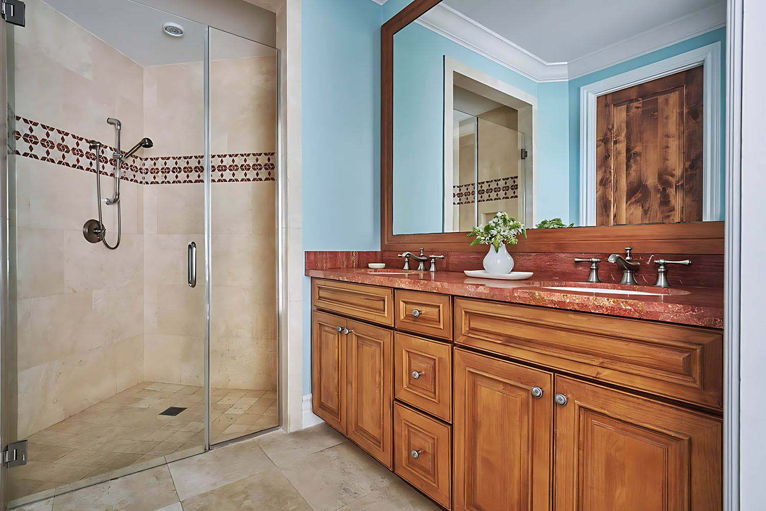 GIRR 3BR Ocean View Villa LuxuriaVacations