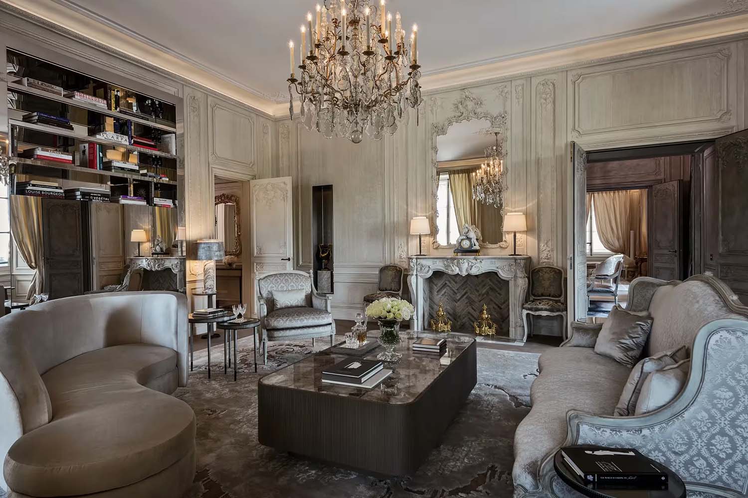 Grand Appartement Eiffel LuxuriaVacations