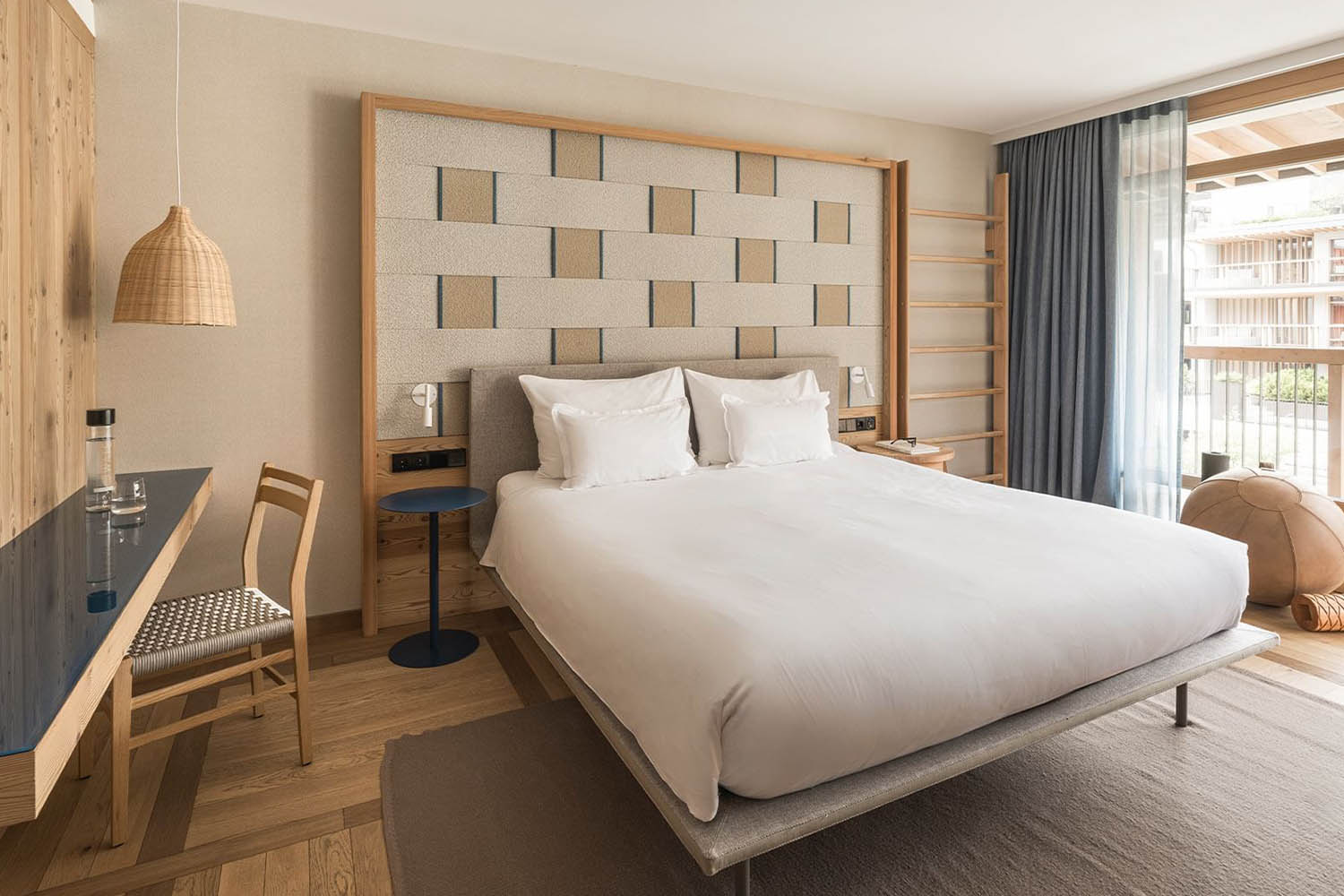 Grand Deluxe Double Room LuxuriaVacations