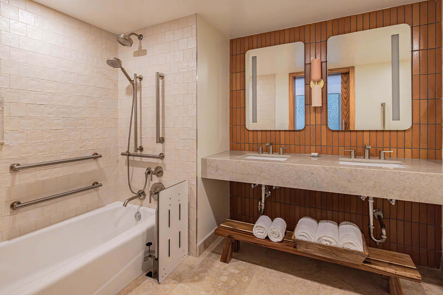 Grand Deluxe, Guest room, 2 Queen, Ocean view, Lanai LuxuriaVacations