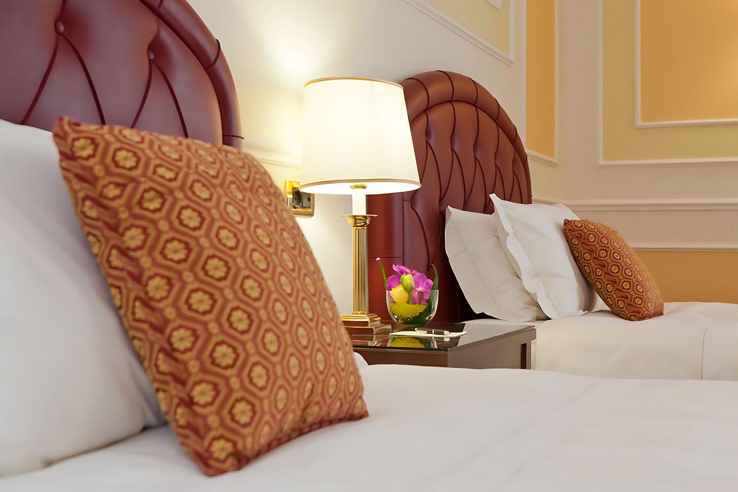 Grand Deluxe Room LuxuriaVacations