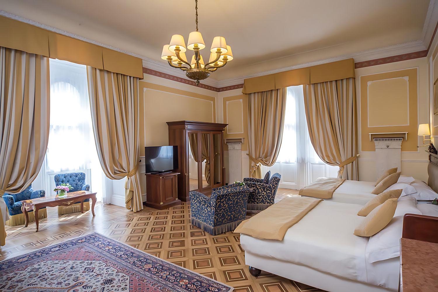 Grand Junior Suite LuxuriaVacations