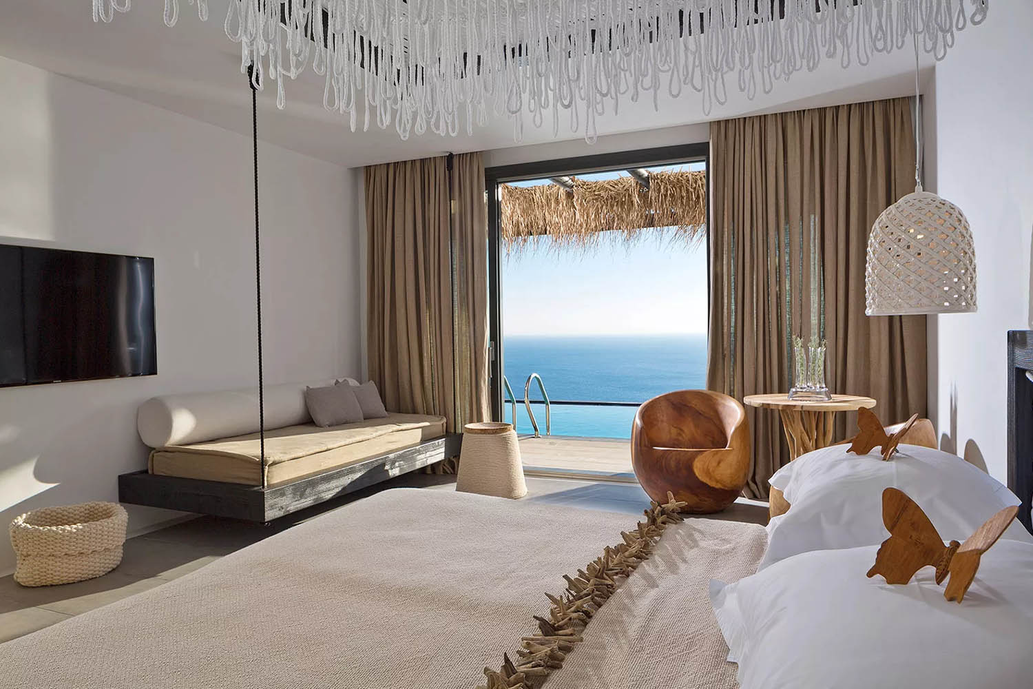 GRAND MAJESTIC 2-Bedroom VILLA with Private Pool LuxuriaVacations