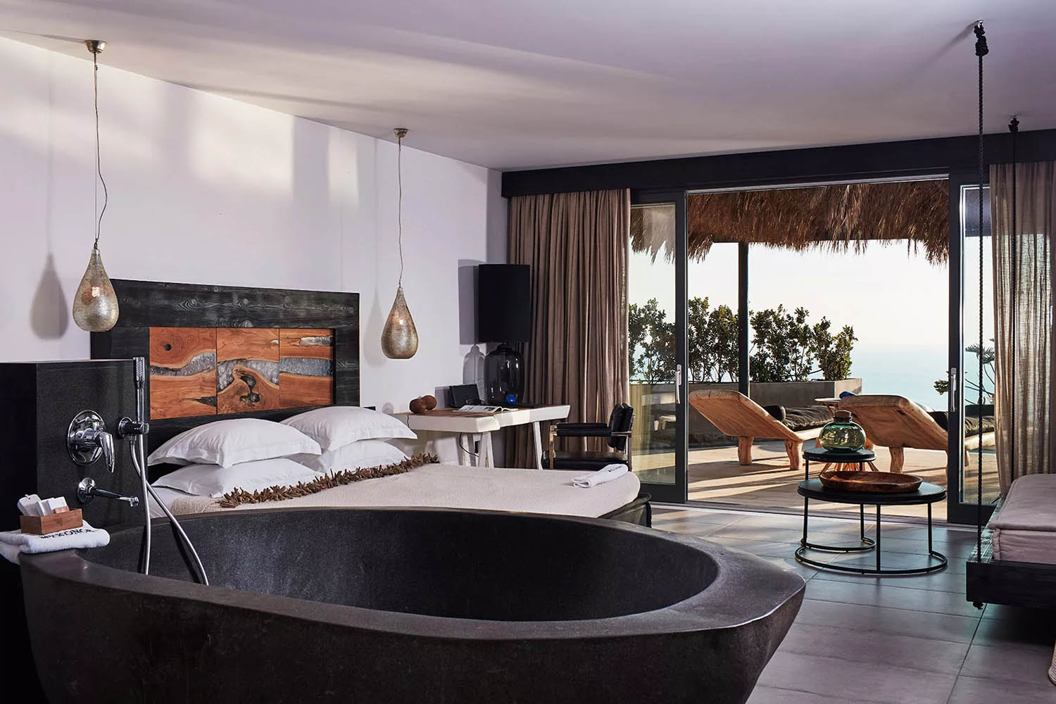 GRAND MAJESTIC 2-Bedroom VILLA with Private Pool LuxuriaVacations